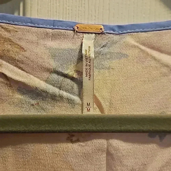 Free People - Picture 3 of 11